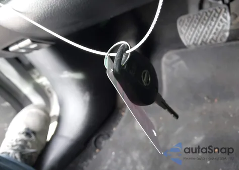 2017 Nissan Sentra S из США, поврежденный, VIN 3N1AB7AP3HY389613